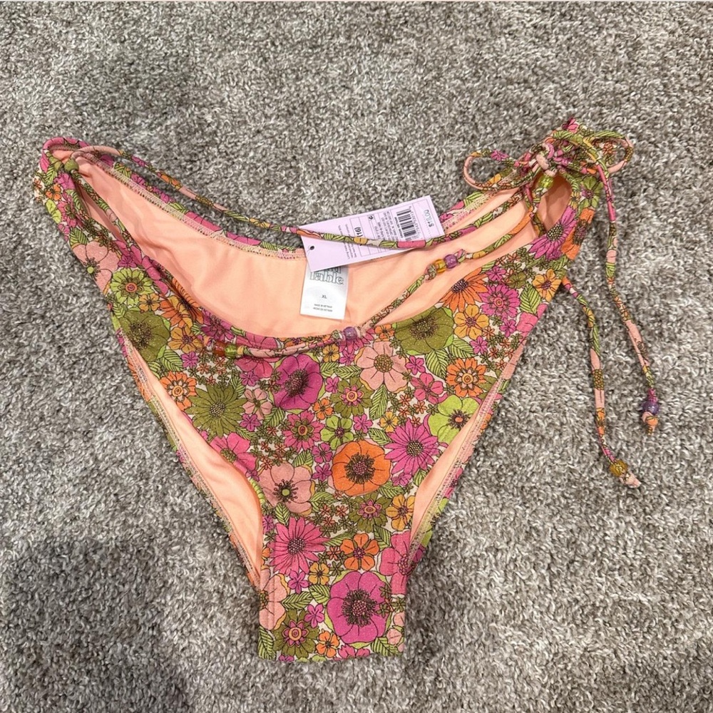 floral bikini bottoms
